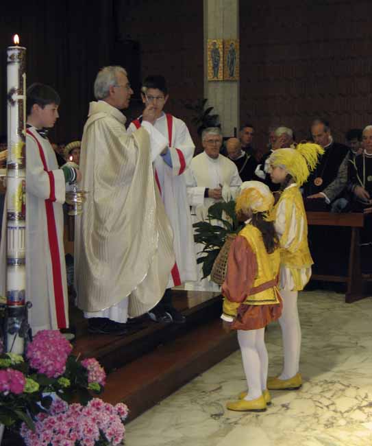 Blessing the frogs at the Cathedral - The Palio of the frog at Fermignano, JBLArts photography