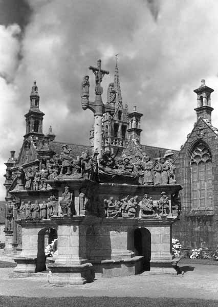 Parish complex, Guimiliau, 1581 - Calvaires Bretons - Calvaries in Brittany, France, JBLArts photography