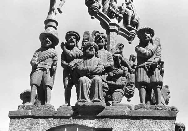 Injured Christ, Plougastel-Daoulas, 1601-1604 - Calvaires Bretons - Calvaries in Brittany, France, JBLArts photography